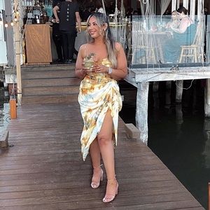 Prettylittlething set